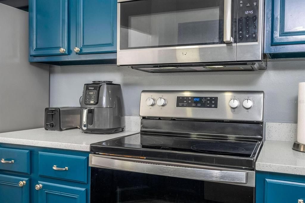 В аренду: $2,800 (4 спален, 3 ванн, 2106 Квадратных фут)