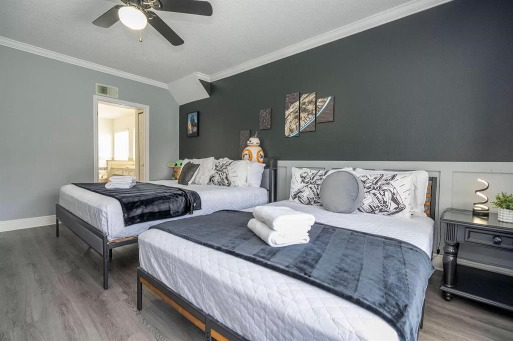 В аренду: $2,800 (4 спален, 3 ванн, 2106 Квадратных фут)