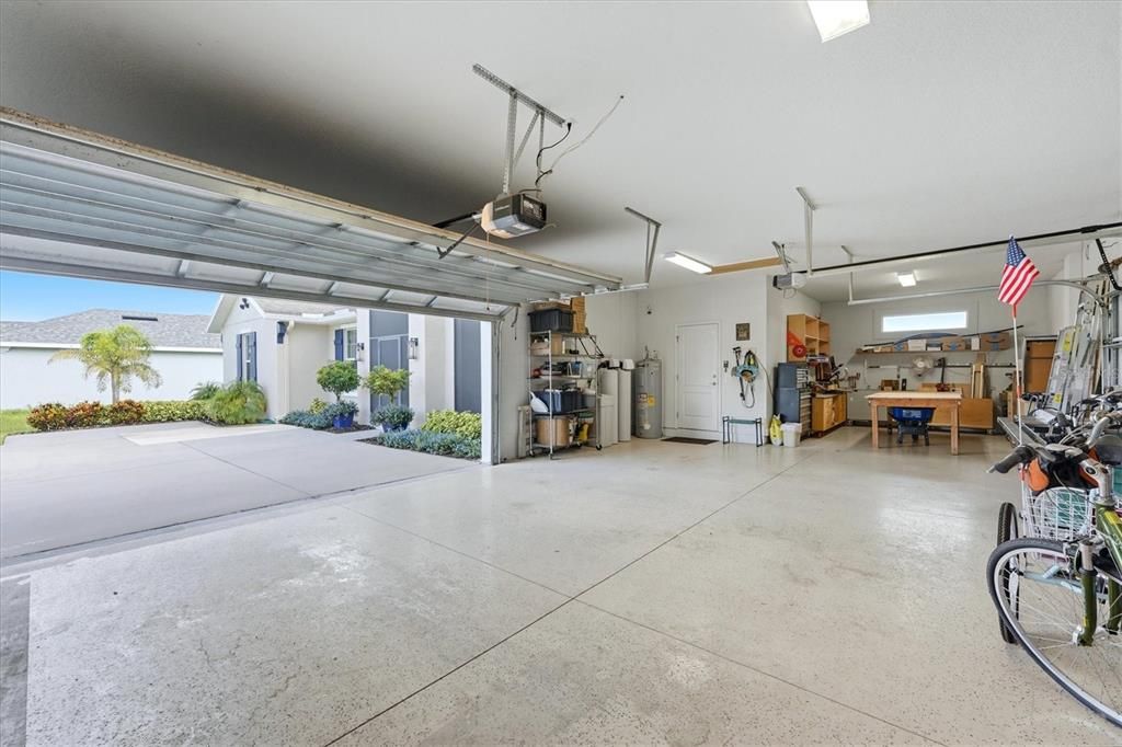 En Venta: $799,995 (3 camas, 2 baños, 2634 Pies cuadrados)