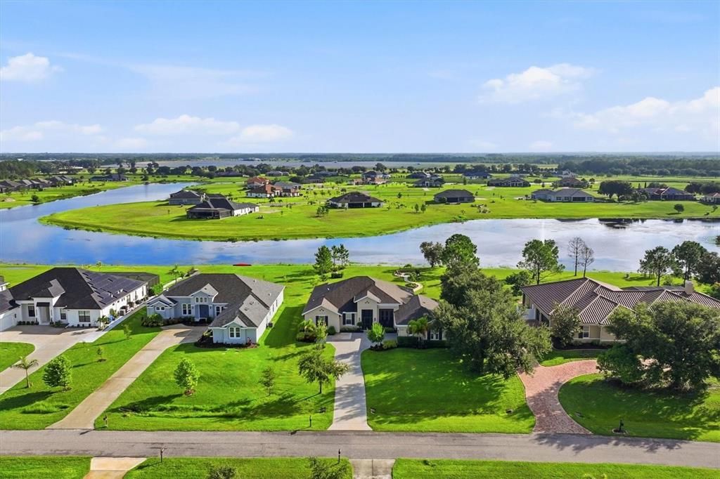 En Venta: $799,995 (3 camas, 2 baños, 2634 Pies cuadrados)