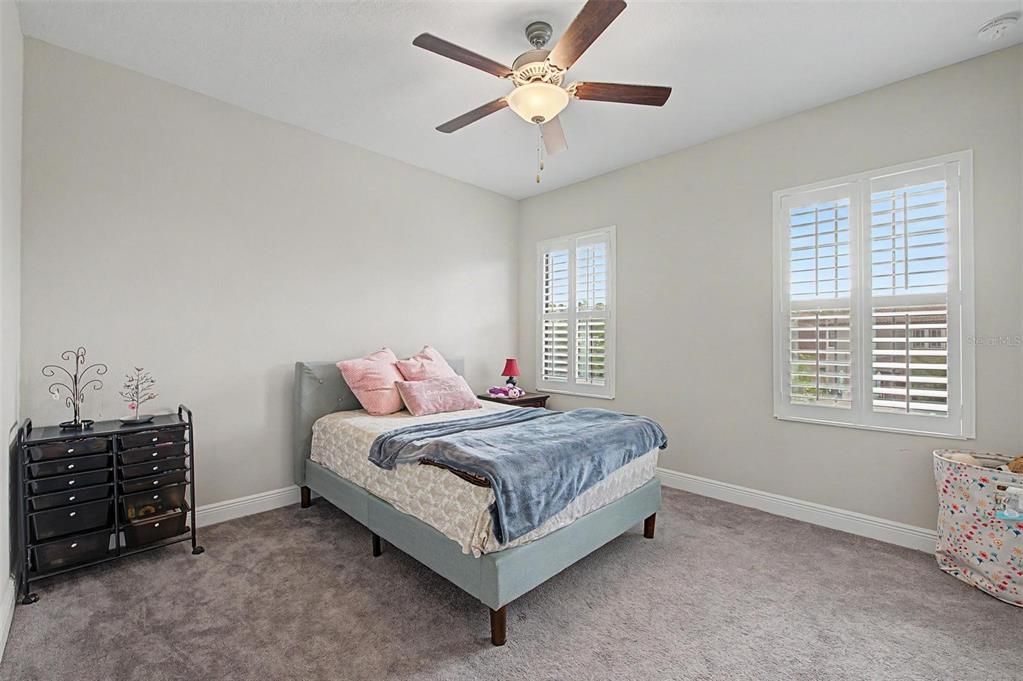 For Sale: $919,000 (5 beds, 3 baths, 4518 Square Feet)