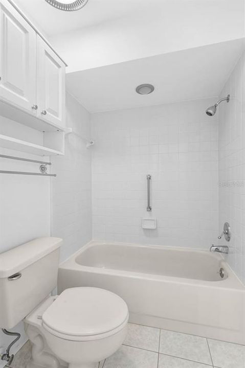 For Sale: $180,000 (2 beds, 2 baths, 1661 Square Feet)