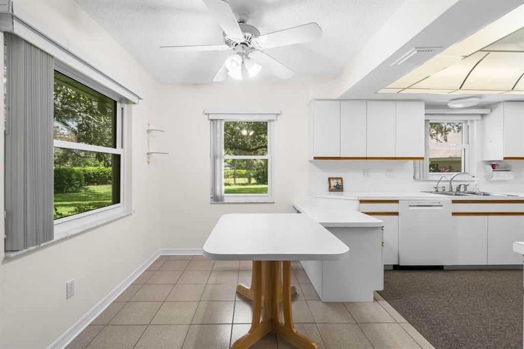 For Sale: $180,000 (2 beds, 2 baths, 1661 Square Feet)