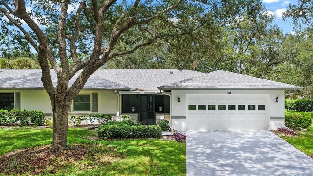 For Sale: $180,000 (2 beds, 2 baths, 1661 Square Feet)