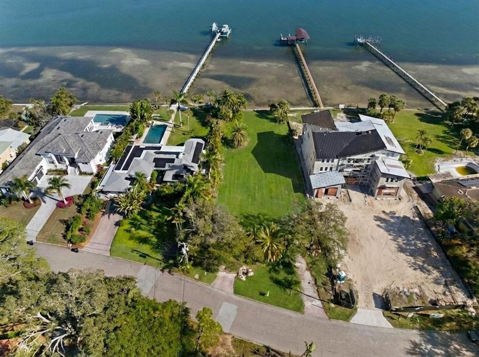 На продажу: $1,500,000 (0.51 acres)