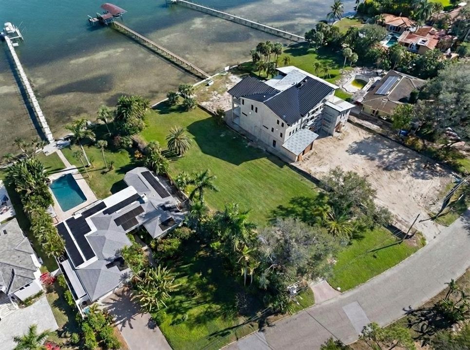 На продажу: $1,500,000 (0.51 acres)