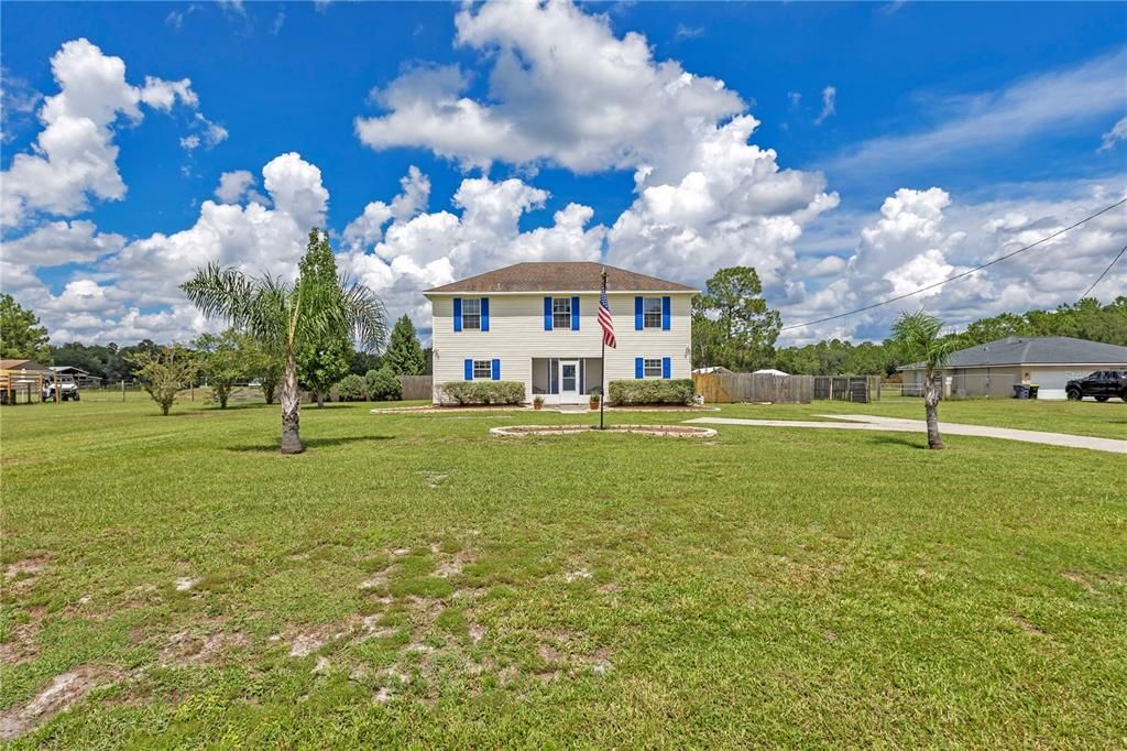 For Sale: $525,000 (6 beds, 3 baths, 2276 Square Feet)