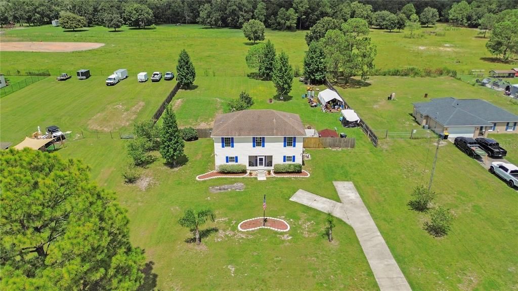 For Sale: $525,000 (6 beds, 3 baths, 2276 Square Feet)
