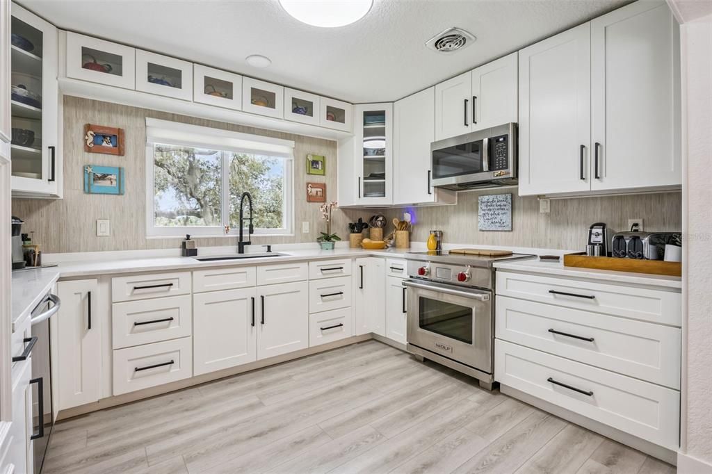 For Sale: $499,900 (2 beds, 2 baths, 1450 Square Feet)