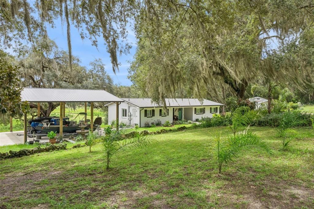 For Sale: $499,900 (2 beds, 2 baths, 1450 Square Feet)