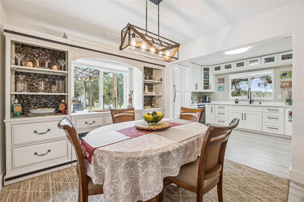 For Sale: $499,900 (2 beds, 2 baths, 1450 Square Feet)