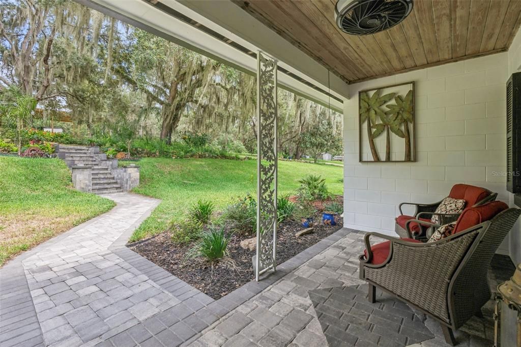 For Sale: $499,900 (2 beds, 2 baths, 1450 Square Feet)