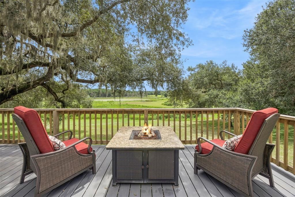 For Sale: $499,900 (2 beds, 2 baths, 1450 Square Feet)