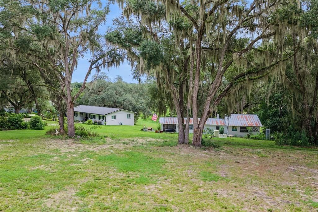 For Sale: $499,900 (2 beds, 2 baths, 1450 Square Feet)