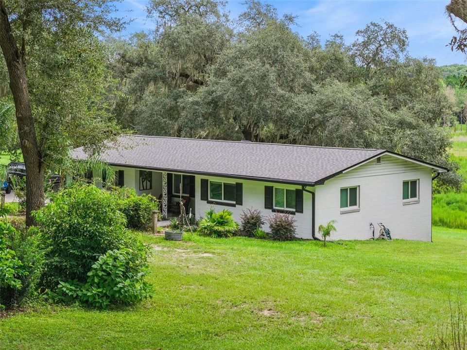For Sale: $499,900 (2 beds, 2 baths, 1450 Square Feet)