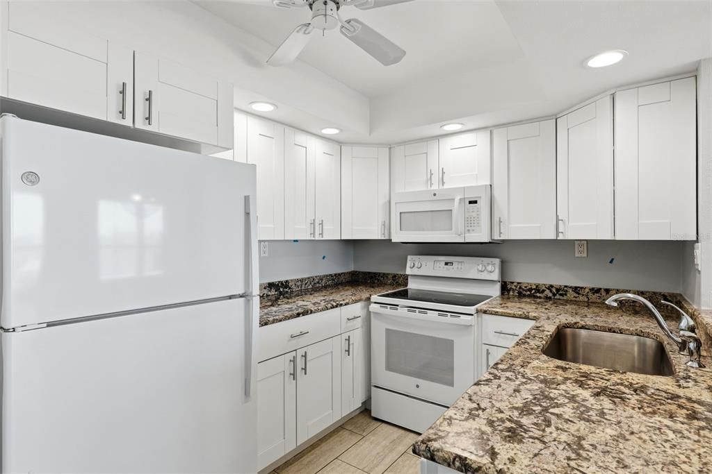 For Rent: $3,200 (2 beds, 2 baths, 1240 Square Feet)