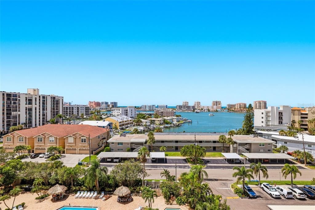 For Rent: $3,200 (2 beds, 2 baths, 1240 Square Feet)