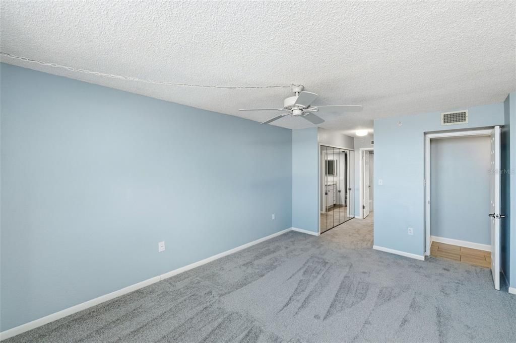 For Rent: $3,200 (2 beds, 2 baths, 1240 Square Feet)