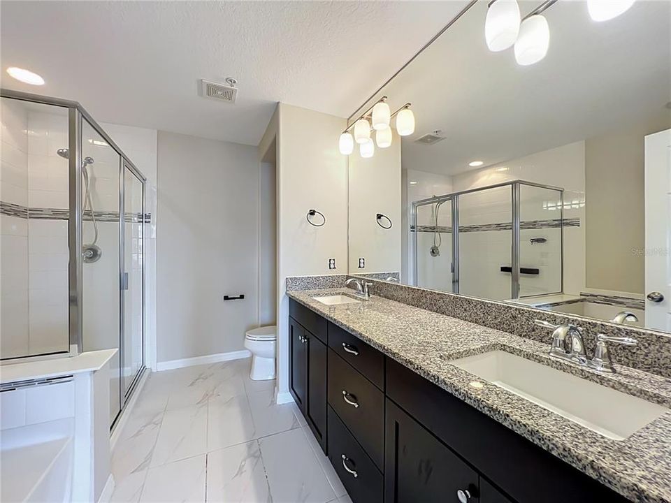 For Rent: $2,850 (3 beds, 2 baths, 1562 Square Feet)