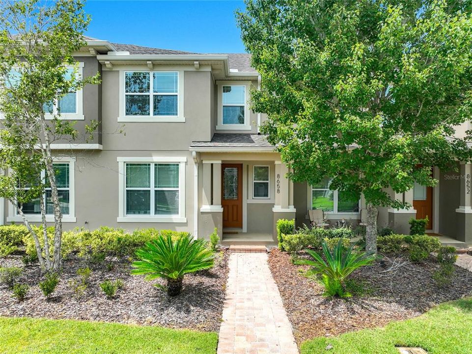 For Rent: $2,850 (3 beds, 2 baths, 1562 Square Feet)