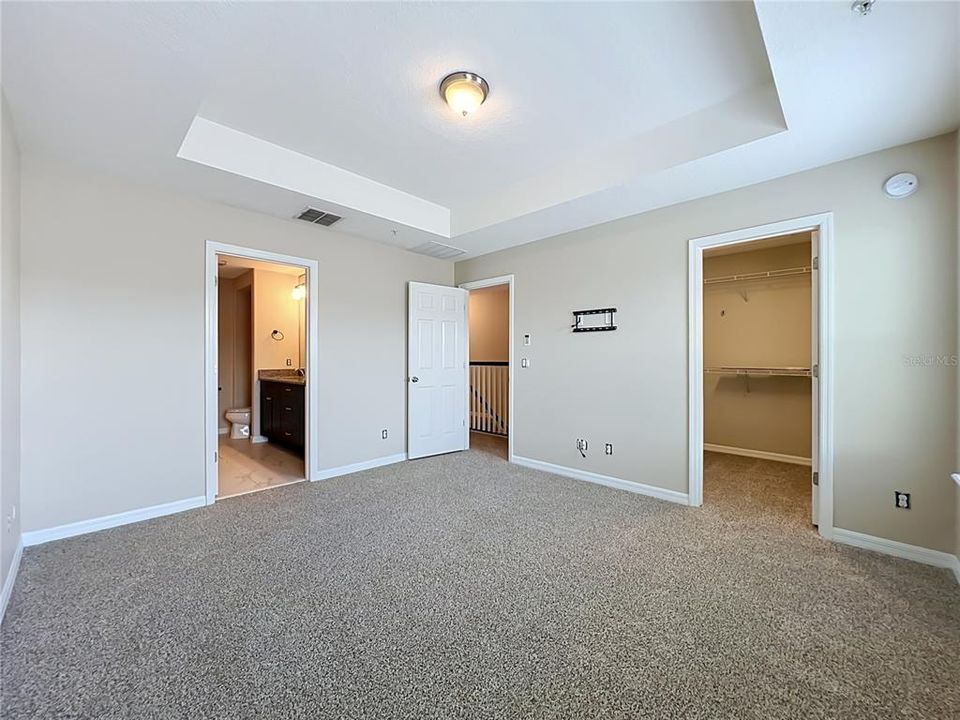 For Rent: $2,850 (3 beds, 2 baths, 1562 Square Feet)