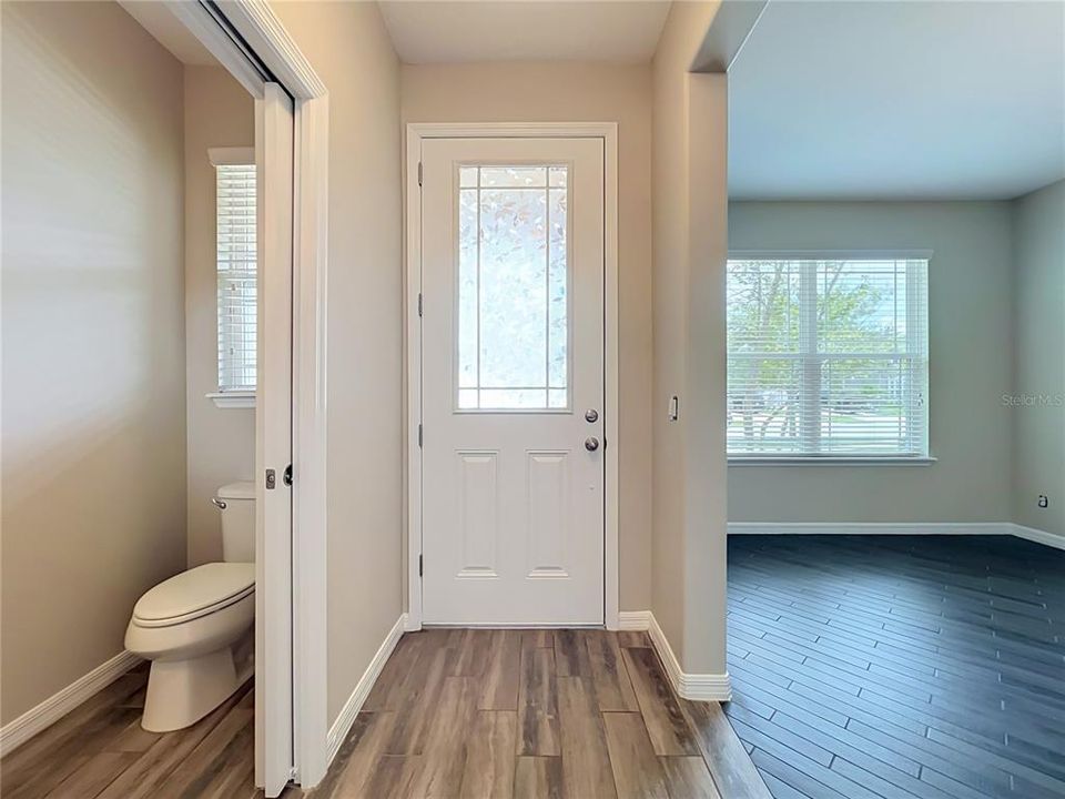 For Rent: $2,850 (3 beds, 2 baths, 1562 Square Feet)