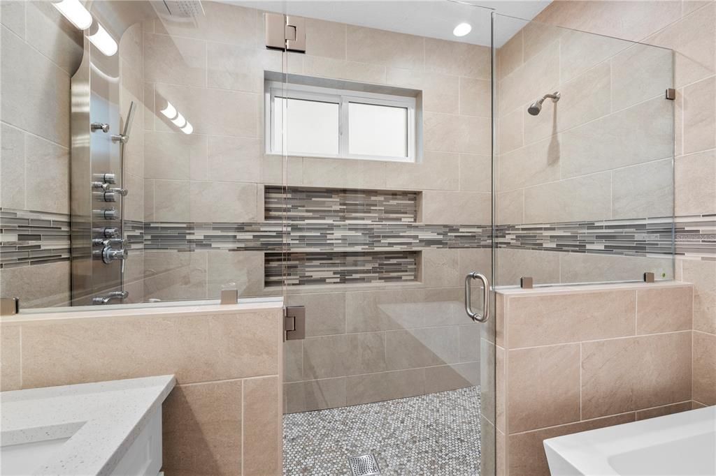 На продажу: $675,000 (4 спален, 5 ванн, 2893 Квадратных фут)
