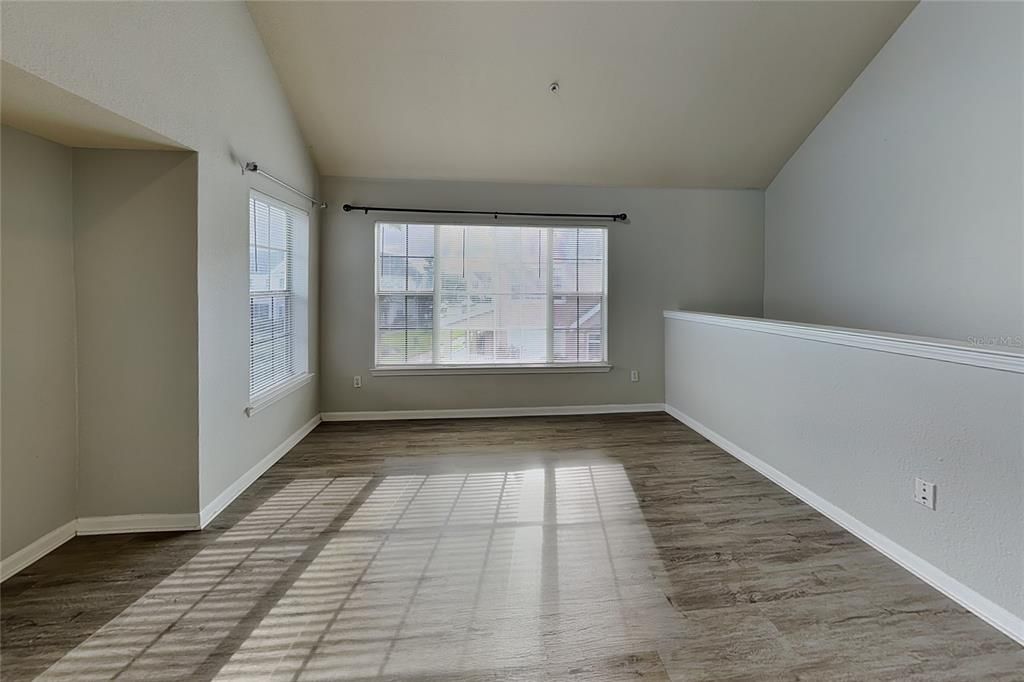 В аренду: $1,899 (3 спален, 2 ванн, 1202 Квадратных фут)
