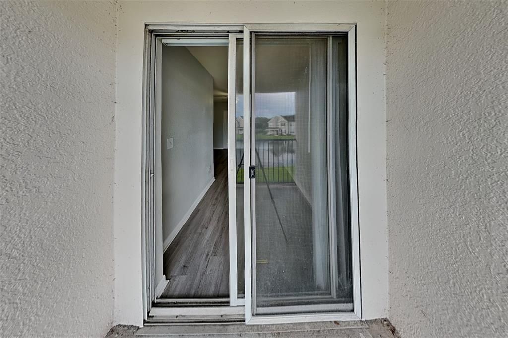 В аренду: $1,899 (3 спален, 2 ванн, 1202 Квадратных фут)