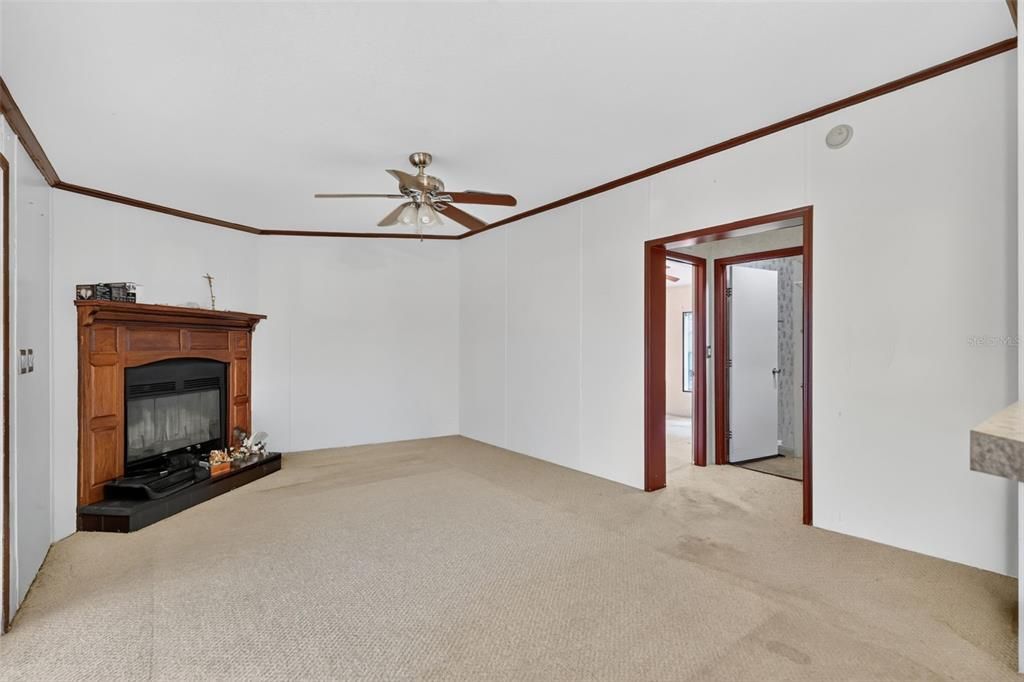 For Sale: $234,900 (3 beds, 2 baths, 1620 Square Feet)