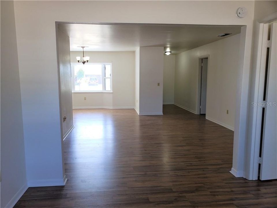 En Renta: $1,900 (3 camas, 2 baños, 1750 Pies cuadrados)