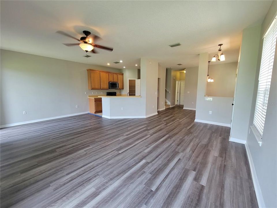 For Rent: $2,200 (3 beds, 2 baths, 1686 Square Feet)