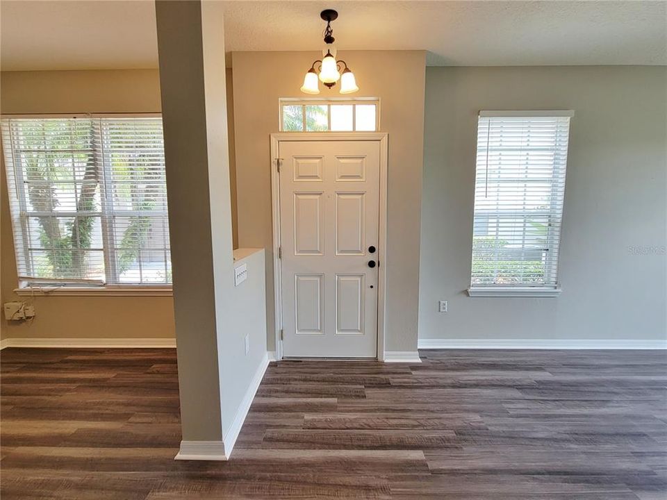 For Rent: $2,200 (3 beds, 2 baths, 1686 Square Feet)