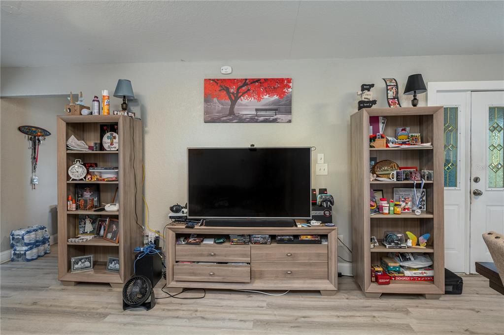 En Venta: $249,000 (3 camas, 2 baños, 1367 Pies cuadrados)