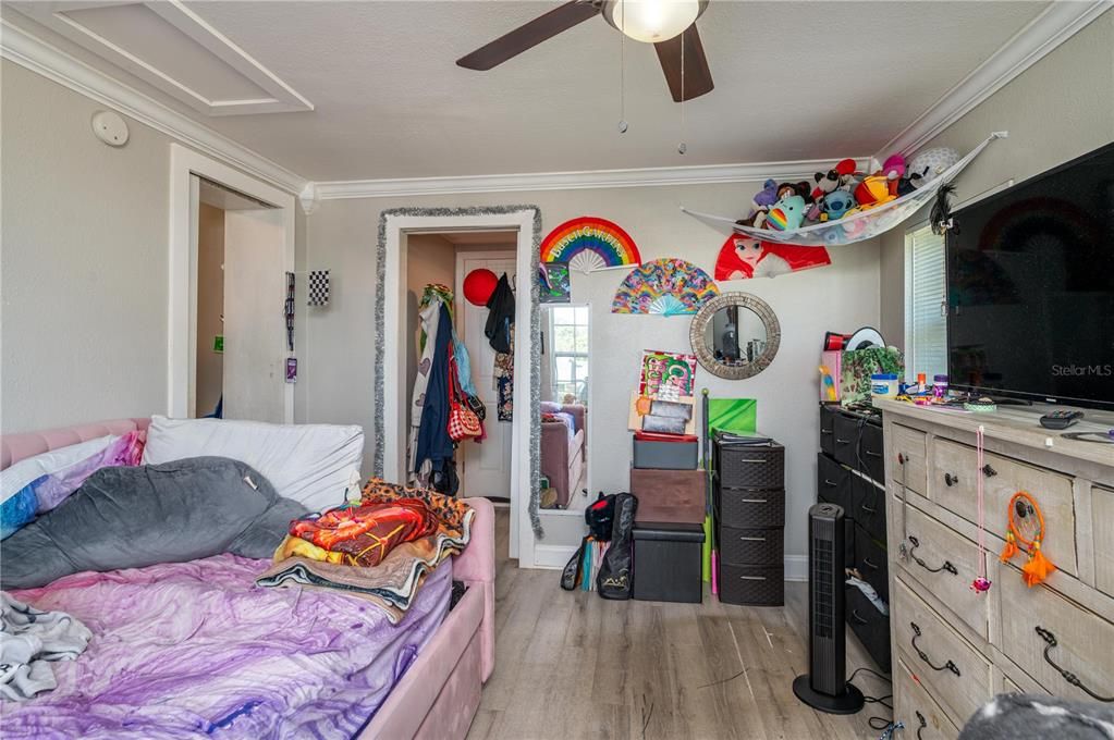 En Venta: $249,000 (3 camas, 2 baños, 1367 Pies cuadrados)
