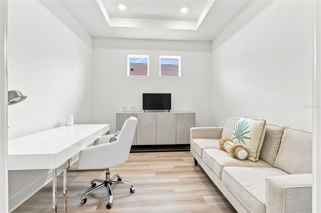 En Venta: $750,000 (3 camas, 2 baños, 1920 Pies cuadrados)