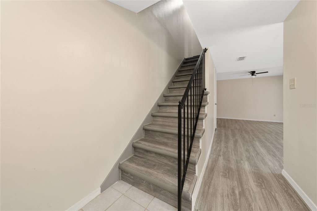 For Rent: $2,400 (3 beds, 2 baths, 1231 Square Feet)