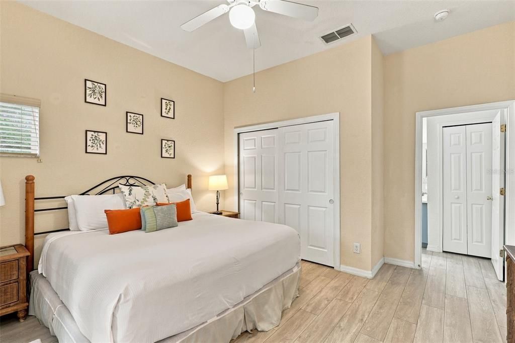 En Venta: $199,900 (2 camas, 2 baños, 1173 Pies cuadrados)