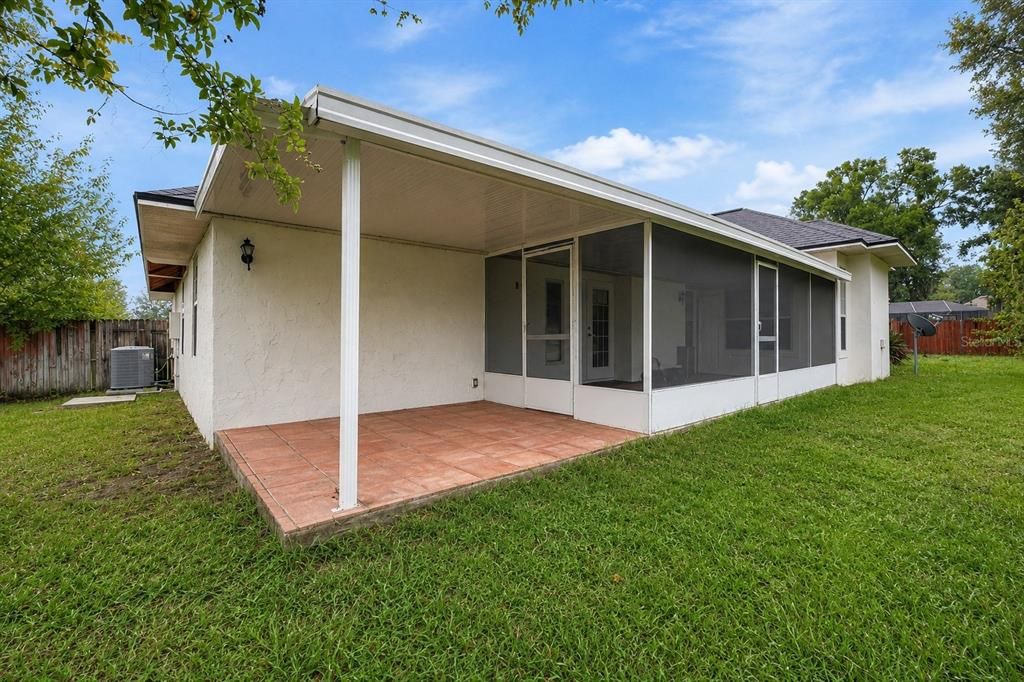 For Sale: $374,900 (4 beds, 2 baths, 2441 Square Feet)