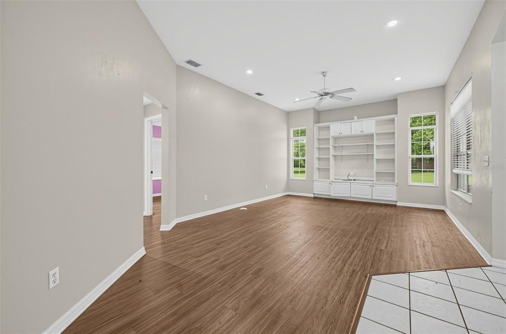 For Sale: $374,900 (4 beds, 2 baths, 2441 Square Feet)