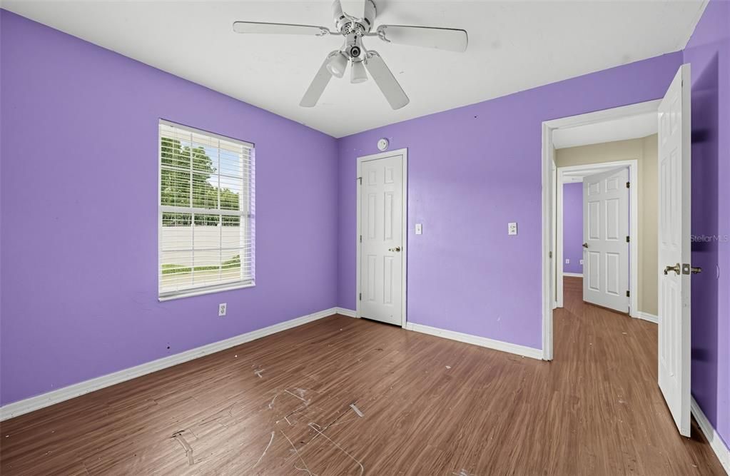 For Sale: $374,900 (4 beds, 2 baths, 2441 Square Feet)