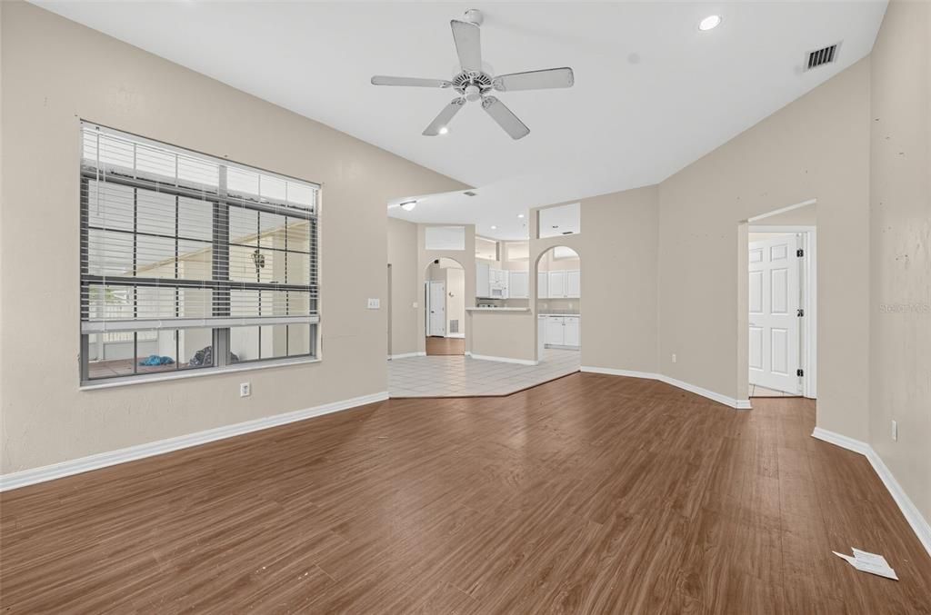 For Sale: $374,900 (4 beds, 2 baths, 2441 Square Feet)