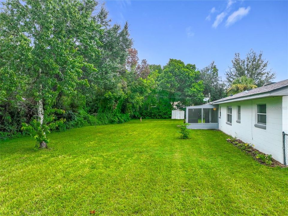 For Sale: $399,900 (3 beds, 2 baths, 2012 Square Feet)