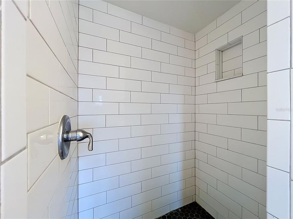 For Sale: $399,900 (3 beds, 2 baths, 2012 Square Feet)