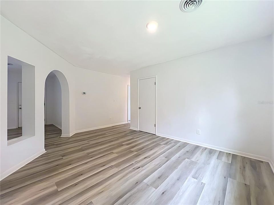 For Sale: $399,900 (3 beds, 2 baths, 2012 Square Feet)