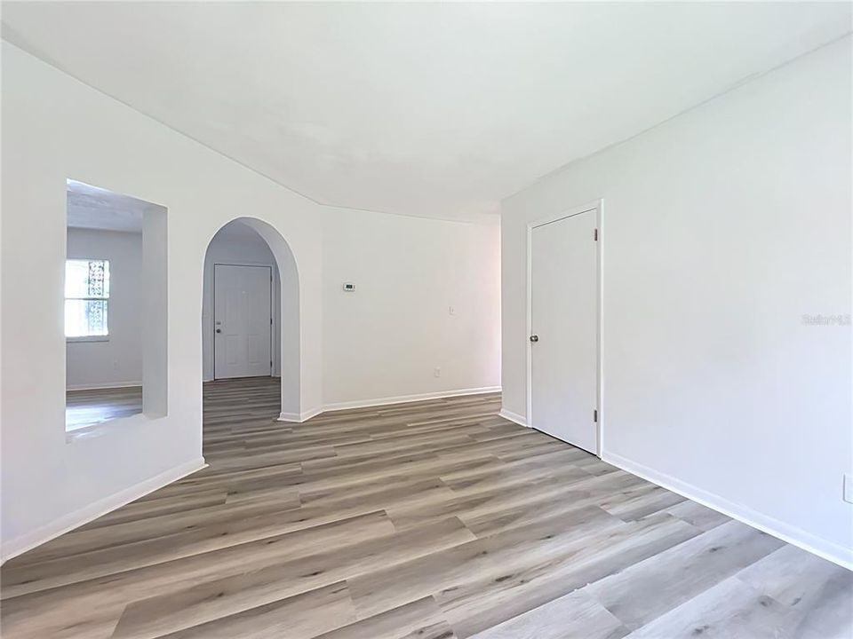 For Sale: $399,900 (3 beds, 2 baths, 2012 Square Feet)