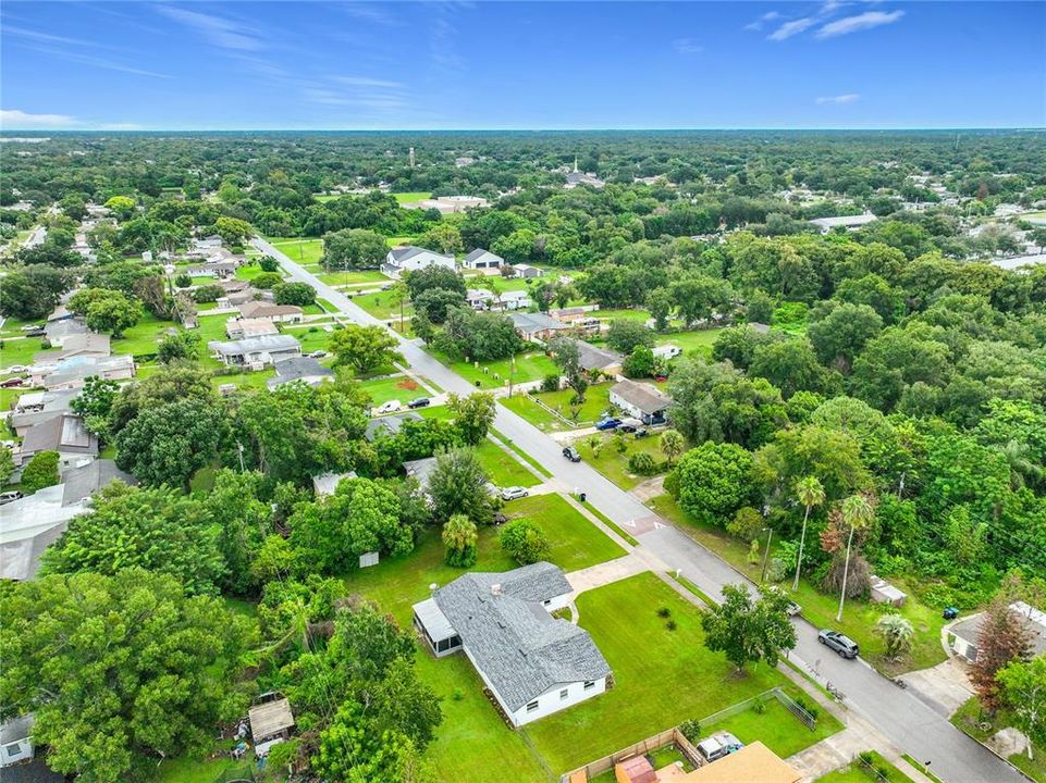 For Sale: $399,900 (3 beds, 2 baths, 2012 Square Feet)