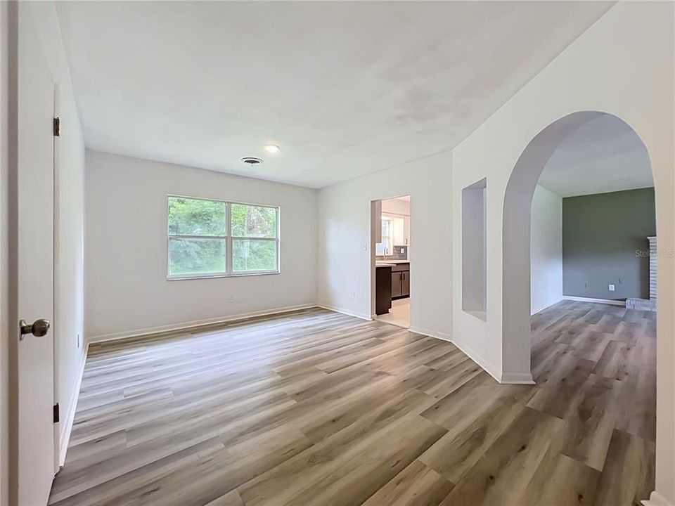 For Sale: $399,900 (3 beds, 2 baths, 2012 Square Feet)