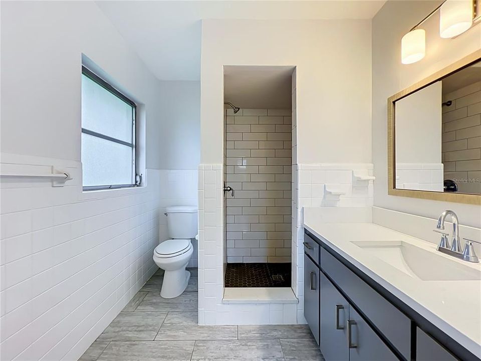 For Sale: $399,900 (3 beds, 2 baths, 2012 Square Feet)