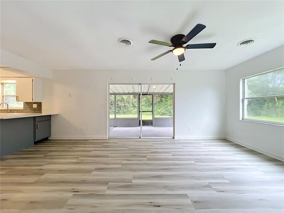 For Sale: $399,900 (3 beds, 2 baths, 2012 Square Feet)